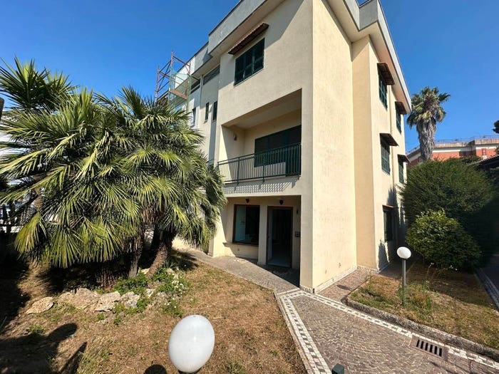 Casa con 6 locali in vendita in Via del Mare, Centro, Marano di Napoli