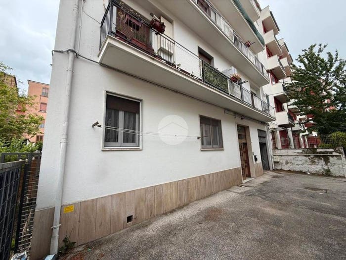 Appartamento bilocale in vendita in Via Firenze, Semicentro, Campobasso