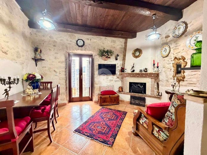 Casa bilocale in vendita in Via Sotto la Torre, Centro, Ovindoli