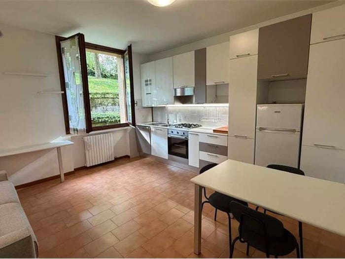 Appartamento monolocale in affitto in Via Galielo Galilei, Centro, Lurago d'Erba
