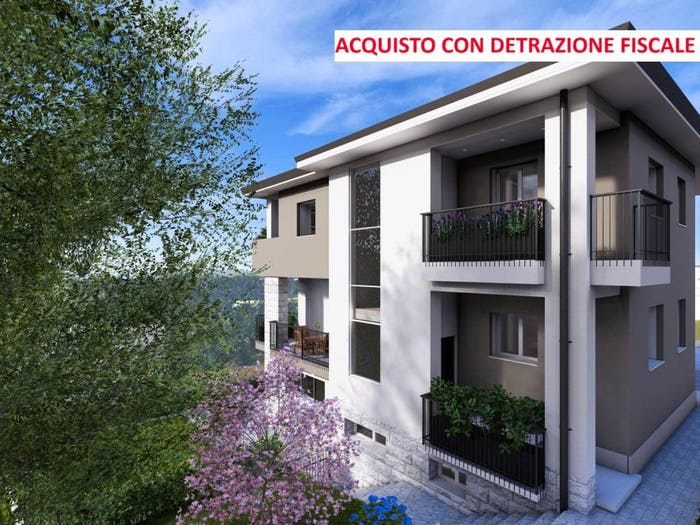 Appartamento bilocale in vendita in Via Novembre, Centro, Inverigo