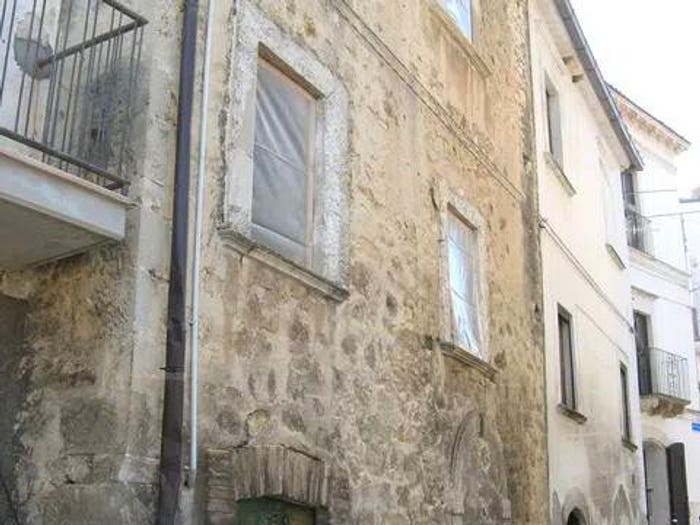 Casa con 6 locali in vendita in Via Xxiv Maggio, Centro, Rapino