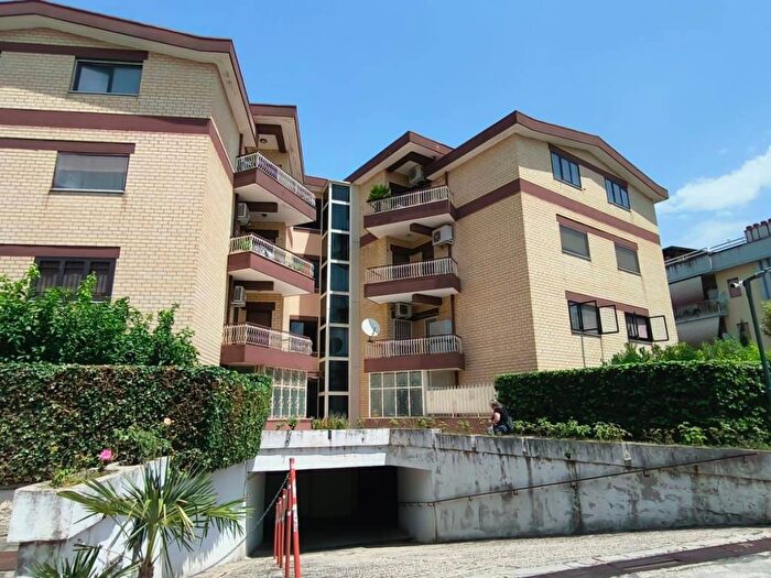 Appartamento quadrilocale in vendita in Via Liguria, Casagiove