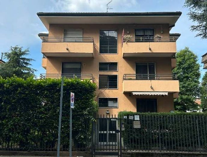 Appartamento con 5 locali in vendita in via Parini, Gorgonzola
