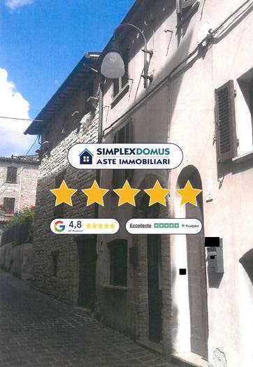 Appartamento con 6 locali in vendita in Ercole Ronconi, Centro, Sigillo