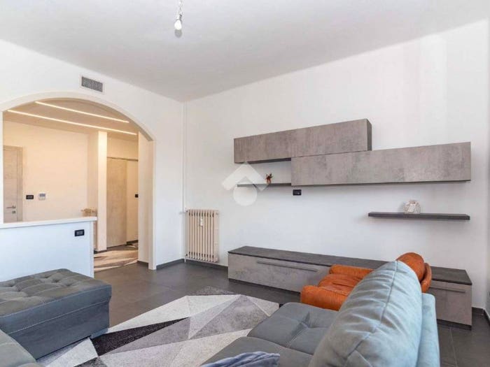 Appartamento quadrilocale in vendita in Via Camossetti, Centro, Ciriè