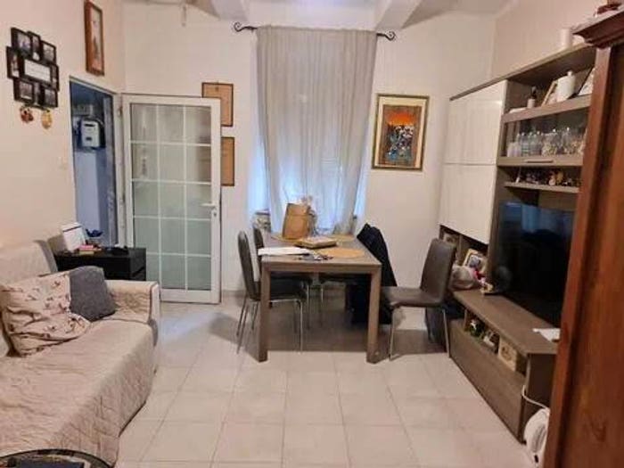 Casa con 6 locali in vendita in Ruga Alfio Maggiani, Marina di Carrara, Carrara