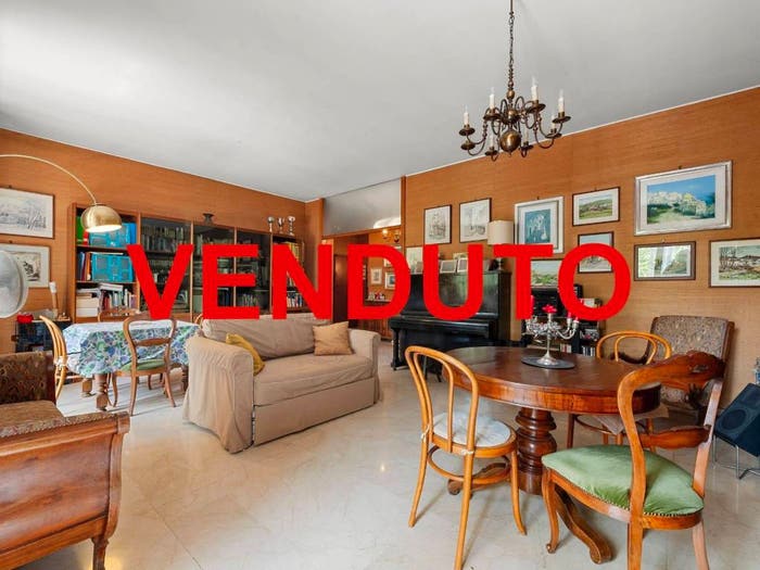 Appartamento quadrilocale in vendita in Via Clericetti, Città Studi, Milano