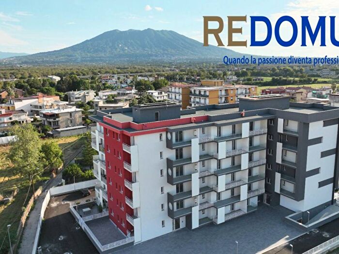 Appartamento quadrilocale in vendita in Via Giuseppe Mazzini, Centro, Marigliano
