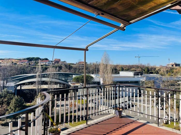 Casa con 5 locali in vendita in Via Vittorio Codeluppi, Torrevecchia, Roma