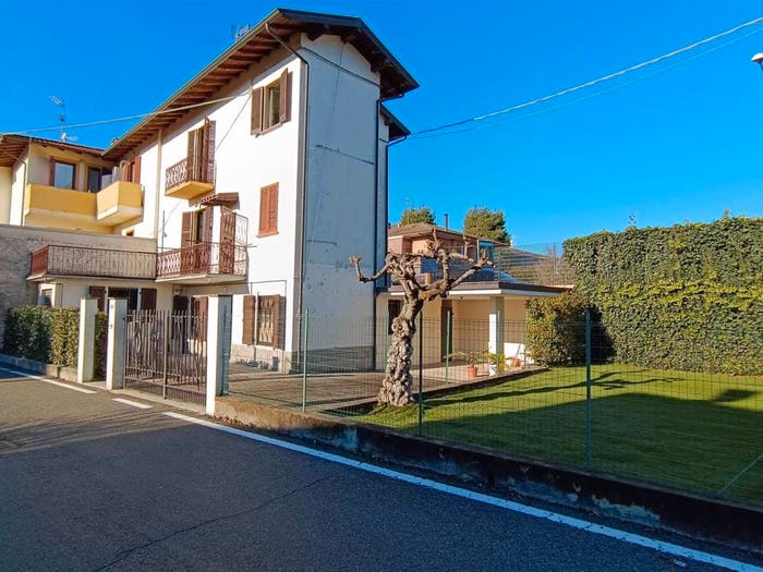 Casa bilocale in vendita in VIA VITTORIO VENETO, Oleggio Castello