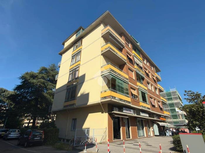 Appartamento con 5 locali in vendita in Via Vincenzo Monti, Centro, Scandicci