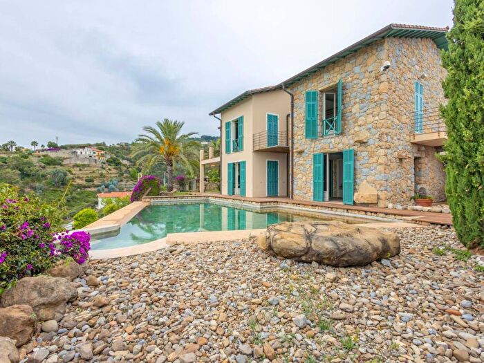 Casa con 5 locali in vendita in Arziglia Madonna della Ruota, Bordighera