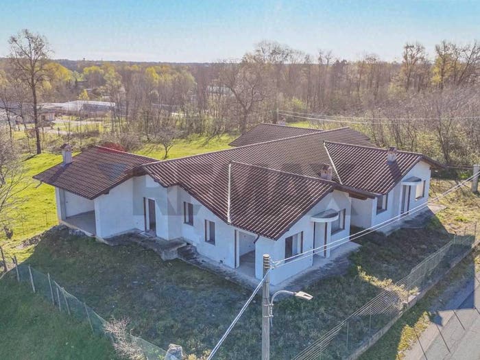 Casa con 6 locali in vendita in Via Pistino, Ceresane Curanuova, Mongrando