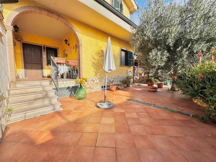 Casa con 5 locali in vendita in Via Trevi nel Lazio, Setteville Nord, Guidonia Montecelio