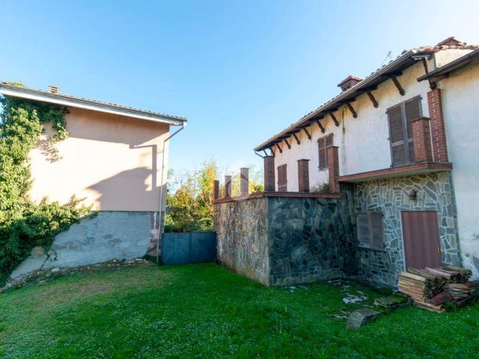 Casa con 6 locali in vendita in Cascina Riva, Prera, Ottiglio