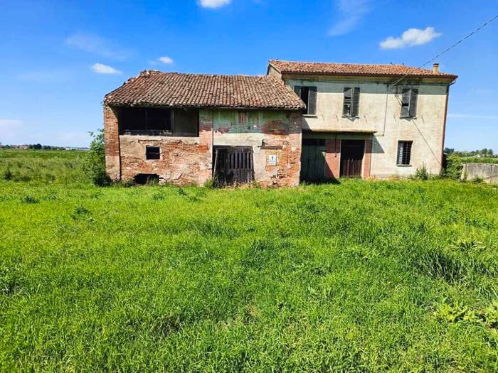 Casa con 6 locali in vendita in Via Predola, Conselice