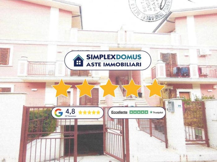 Appartamento con 6 locali in vendita in Via delle Mimose, San Ferdinando di Puglia