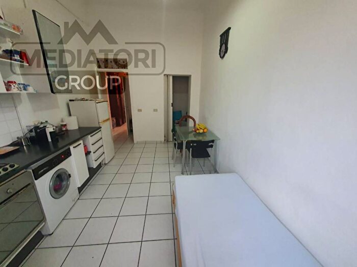 Appartamento trilocale in vendita in Stazione, Ancona