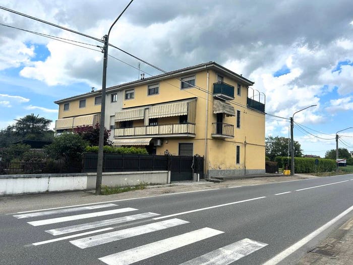 Appartamento trilocale in vendita in Corso Giambattista Volpini, Piano Molini D'Isola, Isola d'Asti
