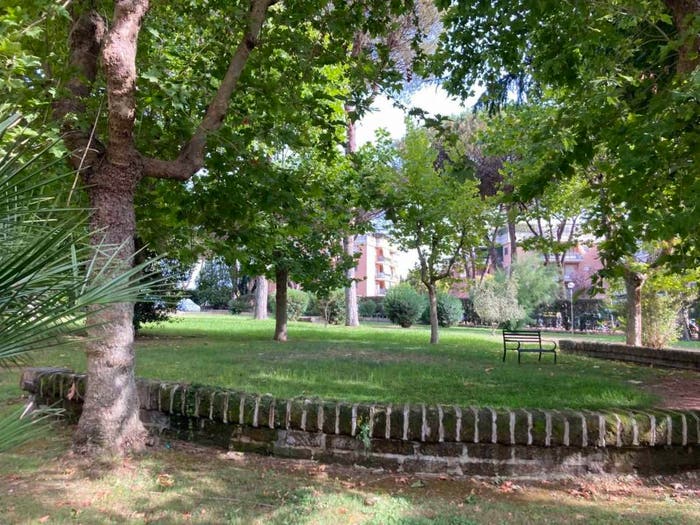 Appartamento quadrilocale in vendita in Via Poggio Verde, Casetta Mattei Corviale, Roma