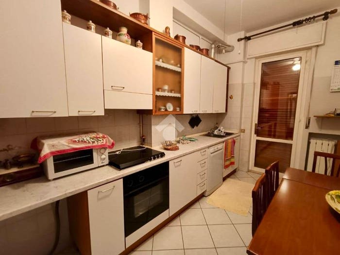 Appartamento trilocale in vendita in Viale Pompilio, Valletta Paiolo, Mantova