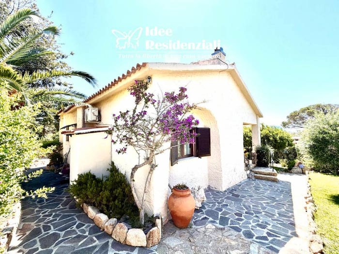 Casa con 5 locali in vendita in Via Sa Concas, Golfo Aranci