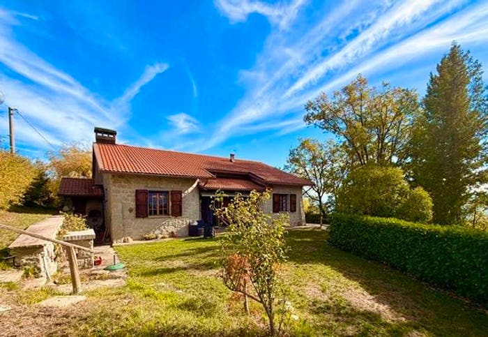Casa con 6 locali in vendita in Via Collina di Bombiana, Gaggio Montano