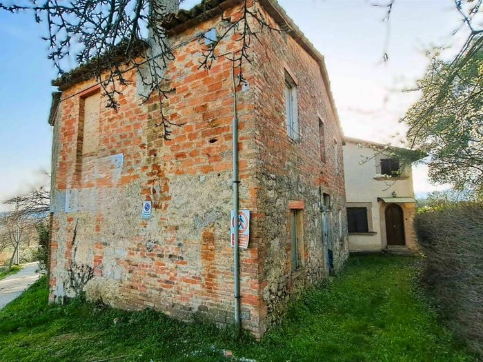 Appartamento con 5 locali in vendita in VIA ARA VECCHIA, Centro, Avigliano Umbro