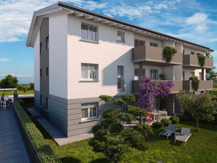 Casa trilocale in vendita in Via Aprile, Olginate