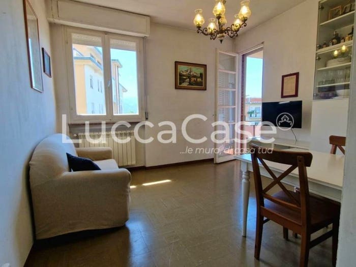 Appartamento con 5 locali in vendita in Via Angelo Orzali, Arancio, Lucca