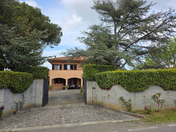 Casa con 6 locali in vendita in Via Vittorio Veneto, Cenaia, Crespina e Lorenzana