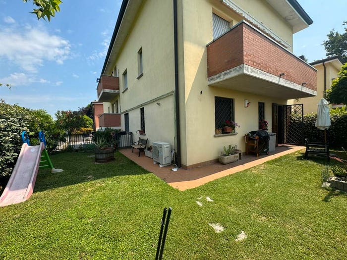 Appartamento trilocale in vendita in Via Panerazzi, Crevalcore