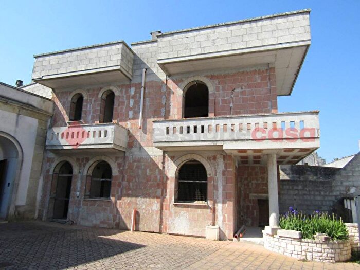Casa con 5 locali in vendita in Via bainsizza, Cerfignano, Santa Cesarea Terme