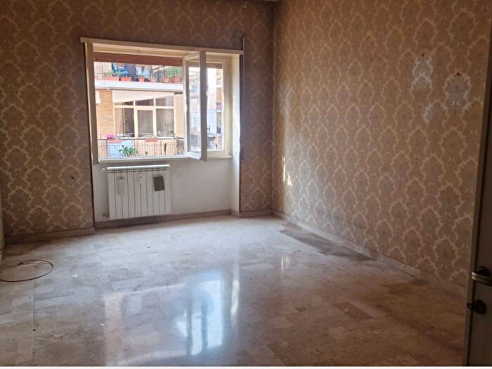 Appartamento trilocale in vendita in Via Enrico Cruciani Alibrandi, Portuense, Roma