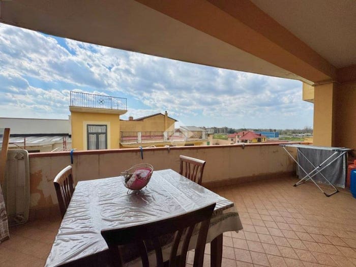 Appartamento trilocale in vendita in Via Massimo Troisi, Orta di Atella