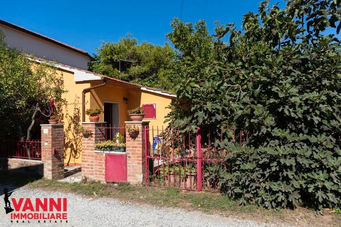 Appartamento bilocale in vendita in Strada Provinciale del Paratino, Cecina Centro, Cecina