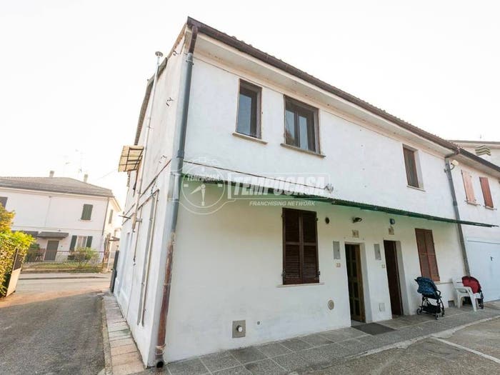 Casa bilocale in vendita in Via Dante, Centro, Caselle Landi