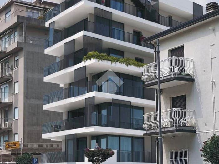 Appartamento quadrilocale in vendita in Via Zara, Lido Centro Ovest, Jesolo