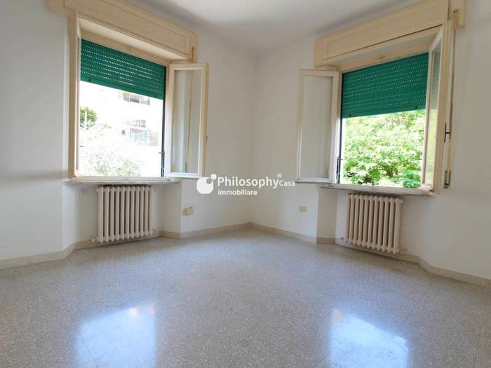 Appartamento con 5 locali in vendita in Via Gino Tommasi, Adriatico, Ancona