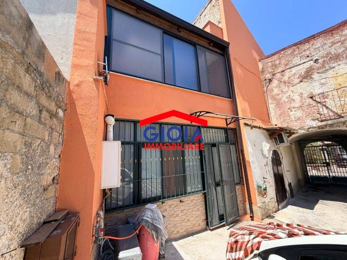 Appartamento con 5 locali in vendita in Via Duca degli Abruzzi, Mondragone