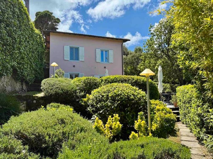 Casa quadrilocale in vendita in Poggio, Marciana