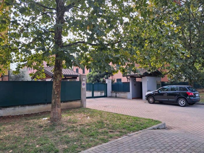 Appartamento bilocale in vendita in Via Monte Grappa, Lainate