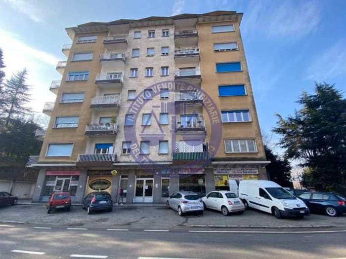 Appartamento trilocale in vendita in Via Verdi, Gemonio