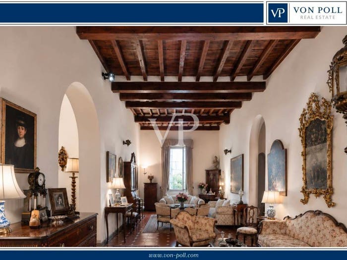 Appartamento con 6 locali in vendita in Piazza San Pancrazio, Santa Maria Novella, Firenze