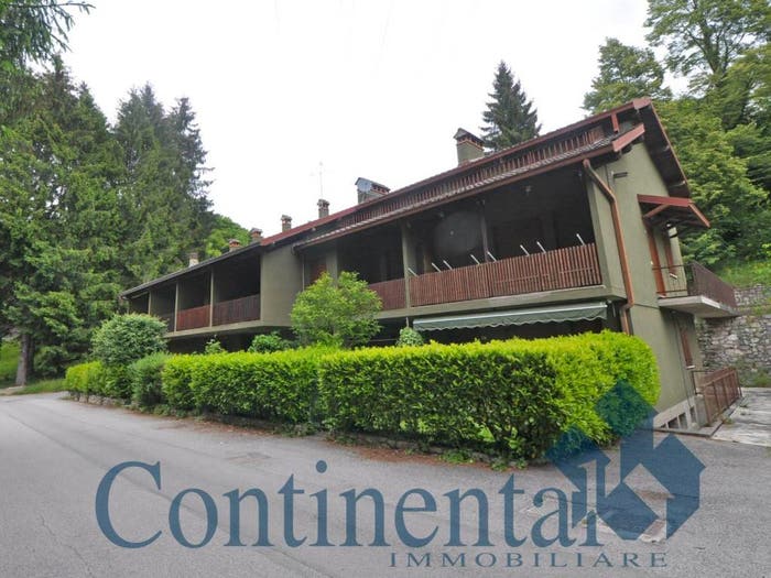 Appartamento bilocale in vendita in Via Castello, Piazza Brembana