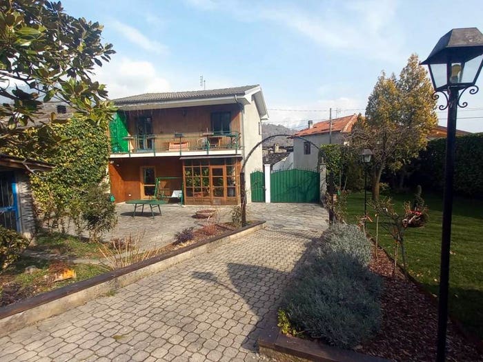 Casa trilocale in vendita in Via Piccoli Malenghi, Mattie