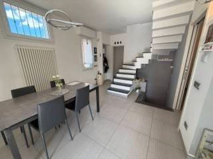 Casa con 6 locali in vendita in Via Giacomo Matteotti, Centro, Loano