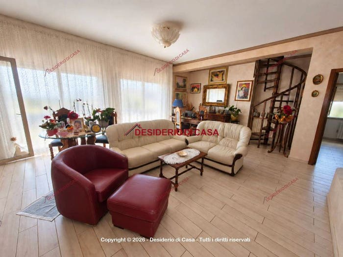 Casa con 6 locali in vendita in Via degli Ulivi, San Leone Villaseta Villaggio, Agrigento