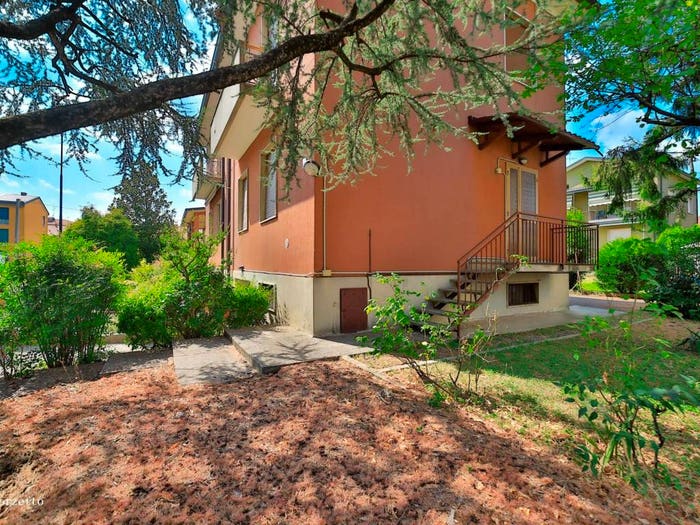 Casa trilocale in vendita in Via Italia, Centro, Bellusco